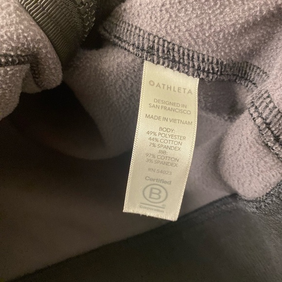 Athleta Triumph Camo black Zip-Up Hoodie size medium - Picture 4 of 4